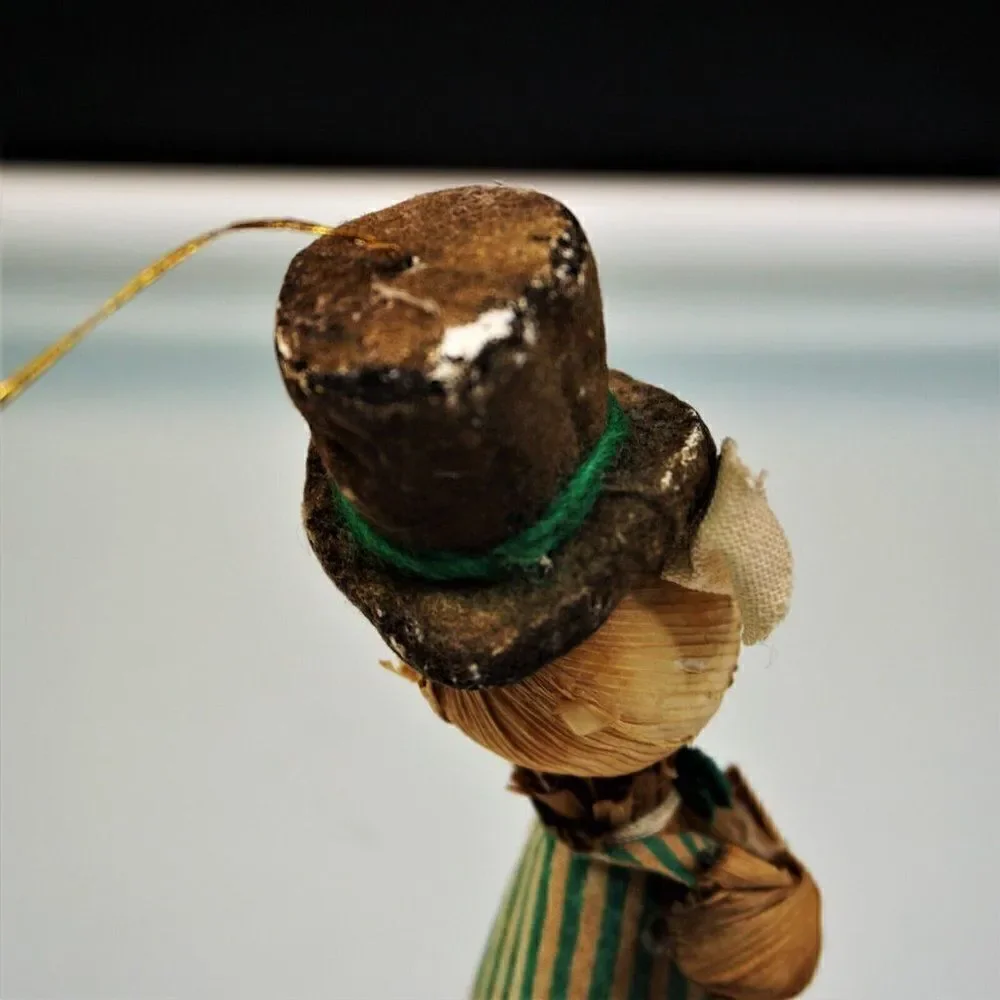 Straw Mouse Vintage Christmas Ornament Top Hat Mouse